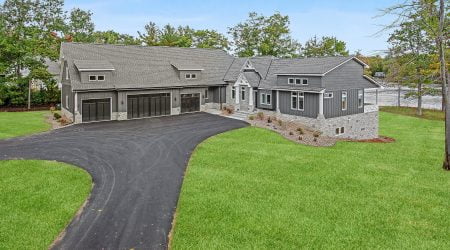 diamond kote smoky ash, board and batten, shake siding