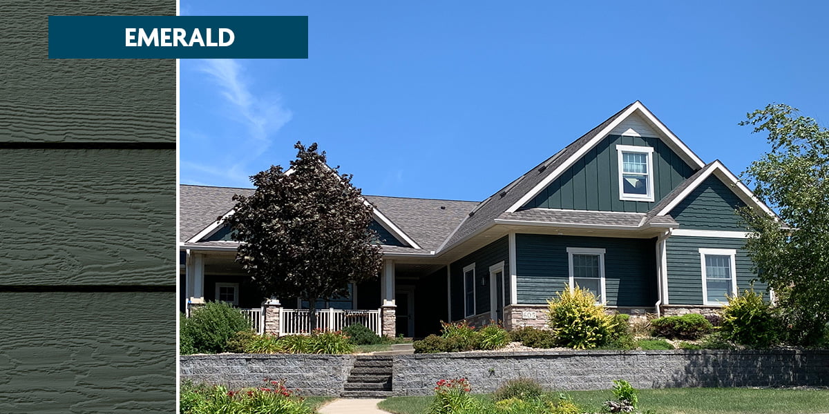 Emerald green siding from Diamond Kote