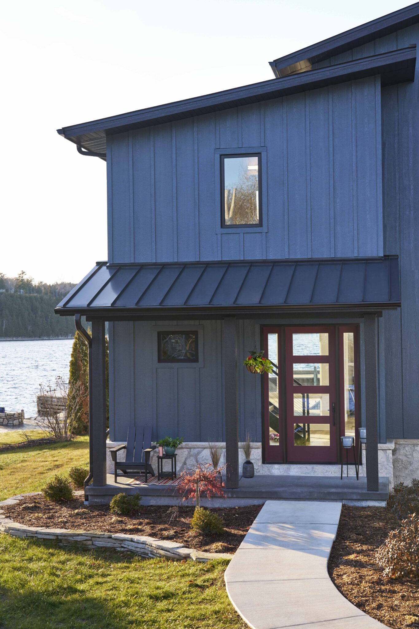 Contemporary Entry on the Lake Diamond Kote® Siding System